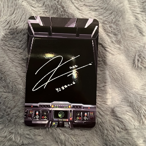 EXO Dont fight the feeling KAI photo card- Ships with top loader. - Picture 2 of 2